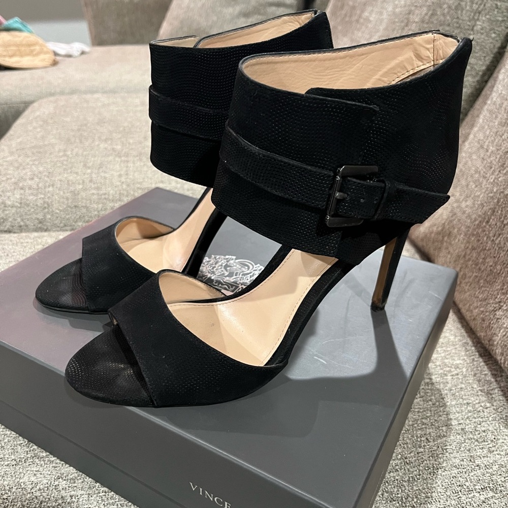 Vince Camuto black heels